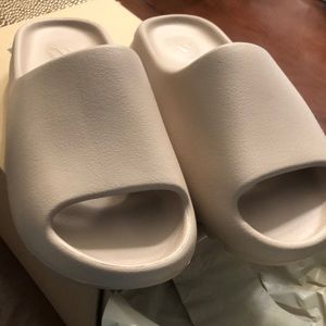 New Yeezy Slides